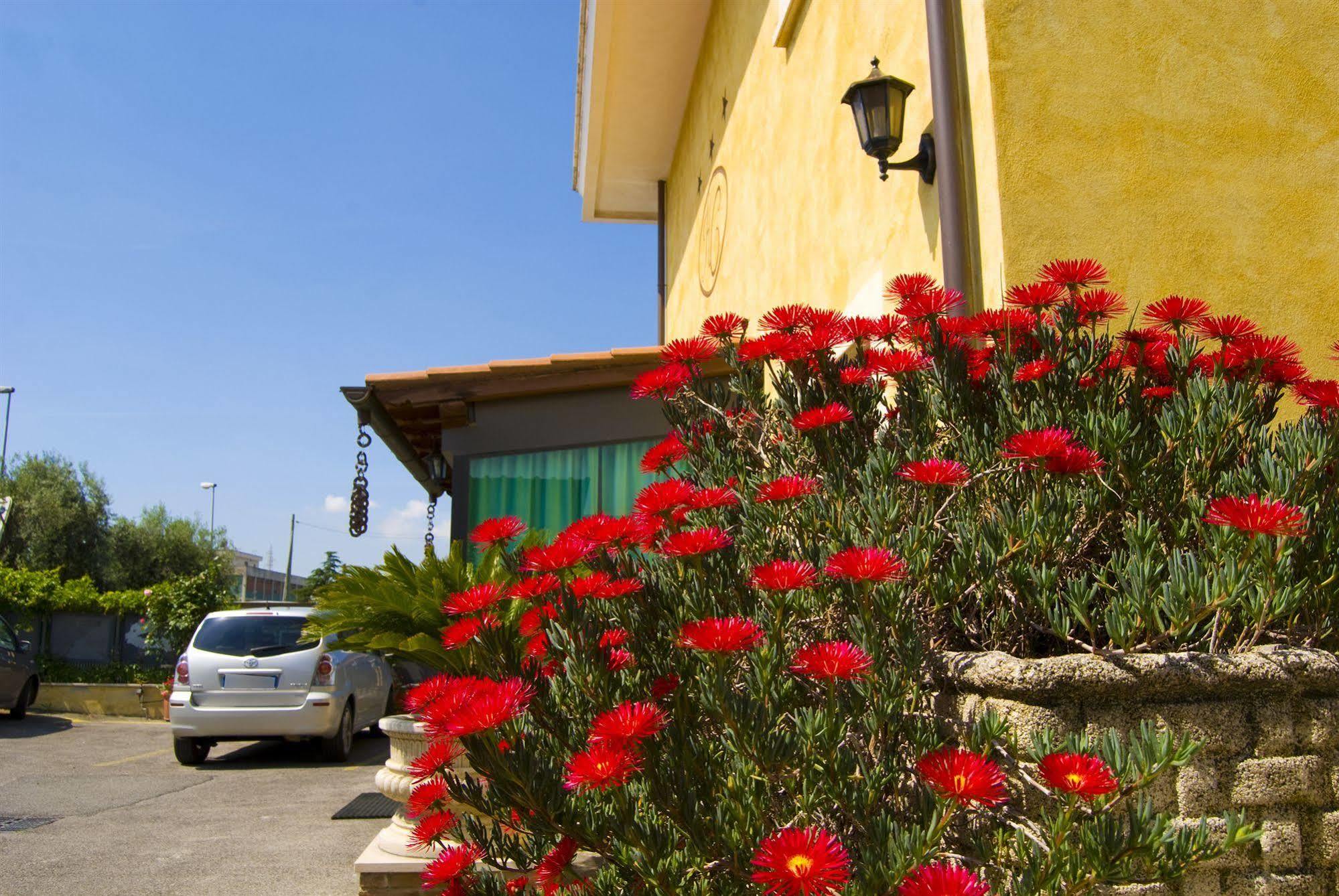 Hotel California Ariccia Eksteriør billede